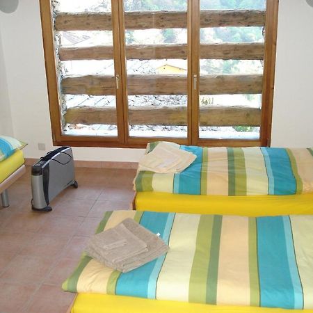 Appartement Rustico Pacifico à Brontallo Chambre photo